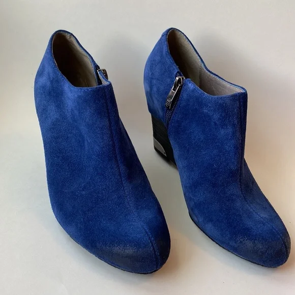 Vince Camuto  blue suede boots size 8 1/2 - Picture 2 of 10